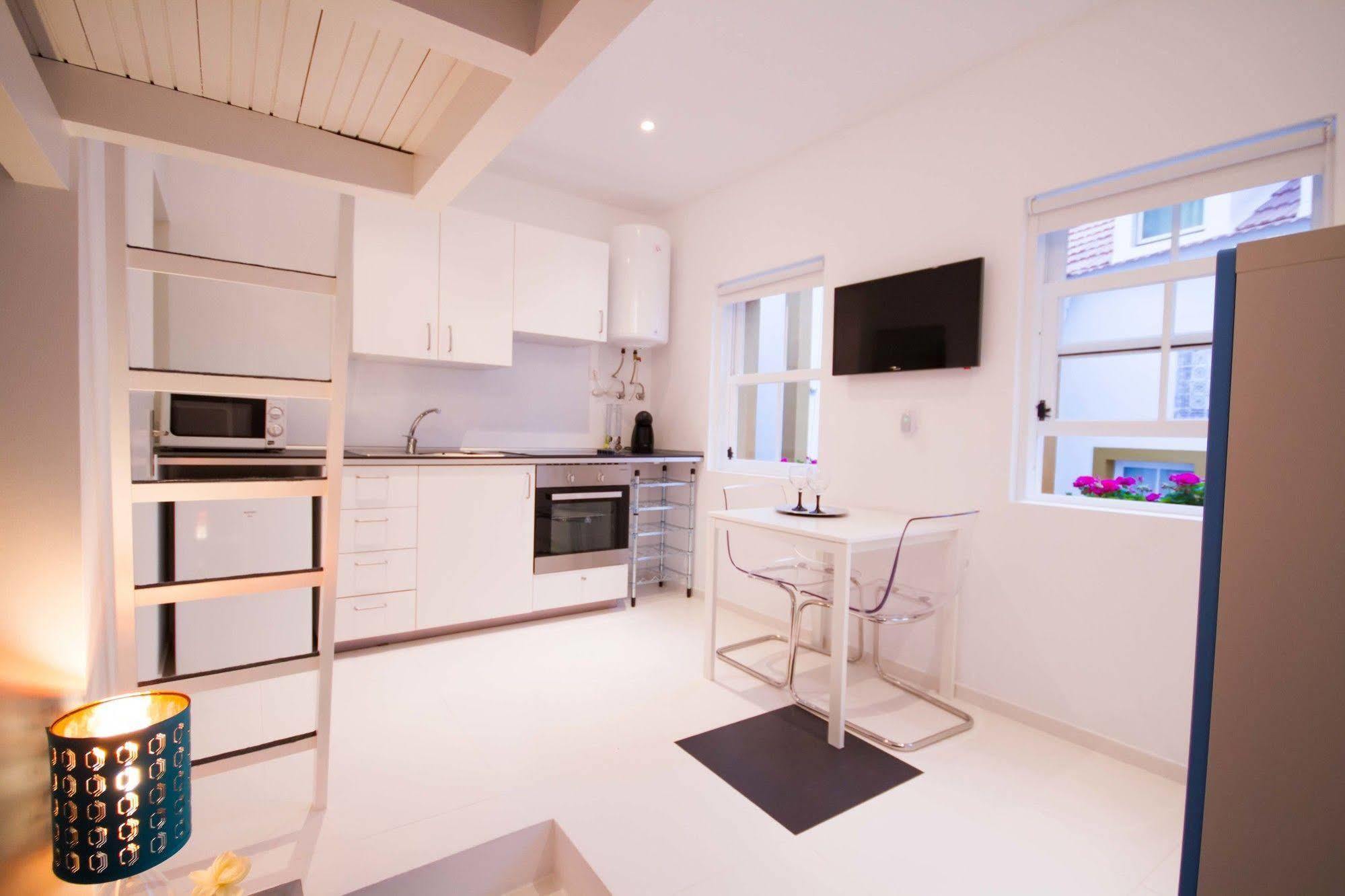 Imperium Lisbon Village ภายนอก รูปภาพ